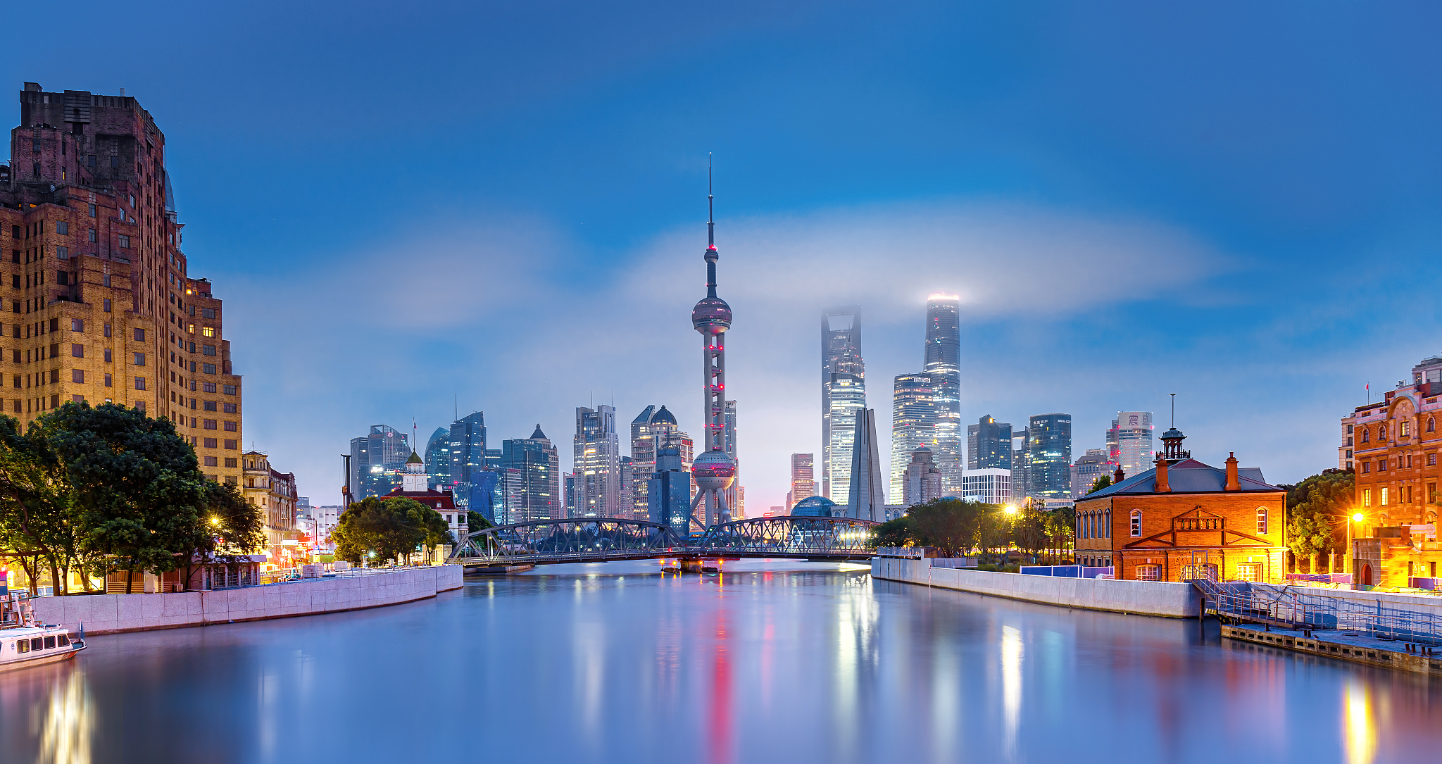 上海陆家嘴夜景风光