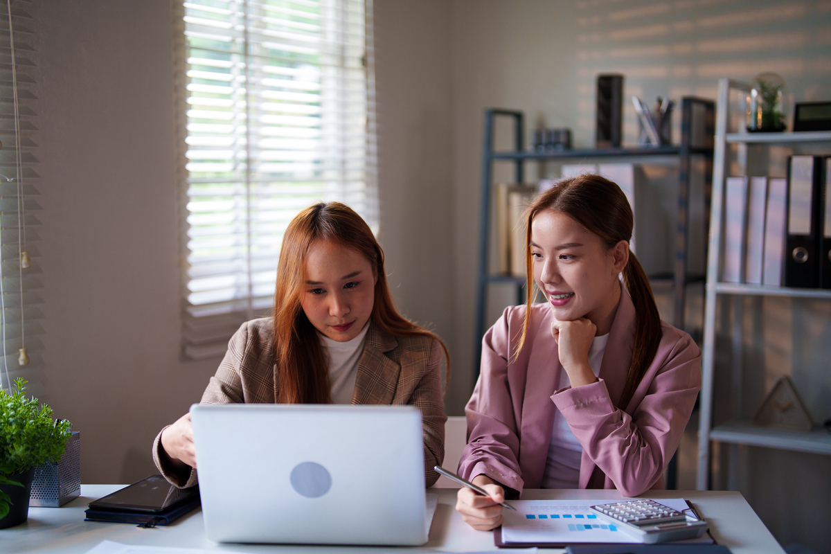 女生学教育技术学好不好找工作