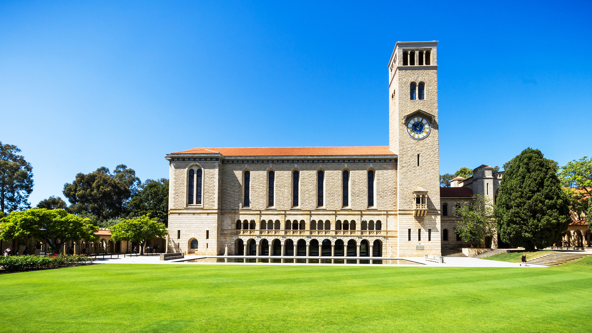 winthrop hall, the most prominent landmark at the university of 