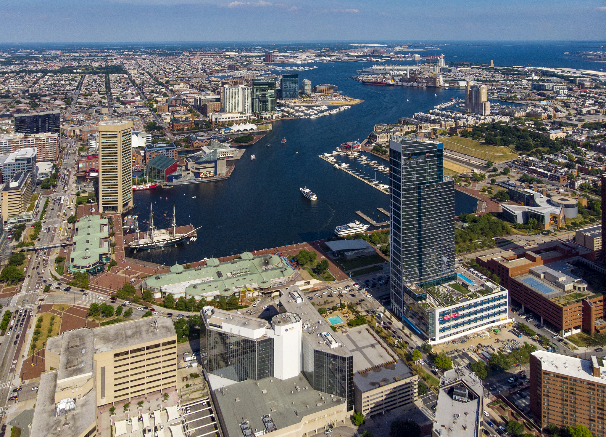 翻译：菲律宾有什么主要的城市。用英语给我