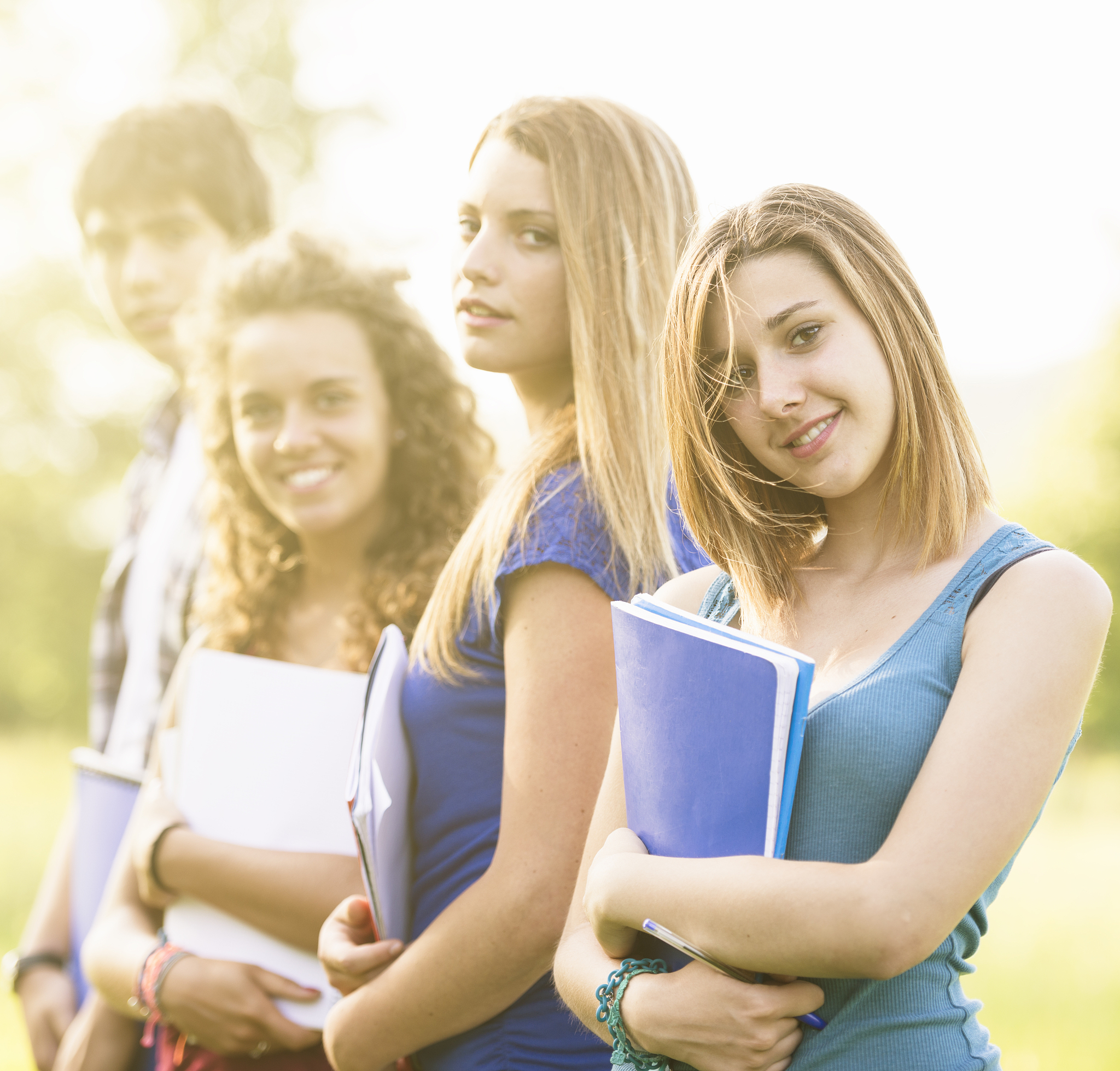 校园迎新视频脚本：多人镜头展现精彩活动