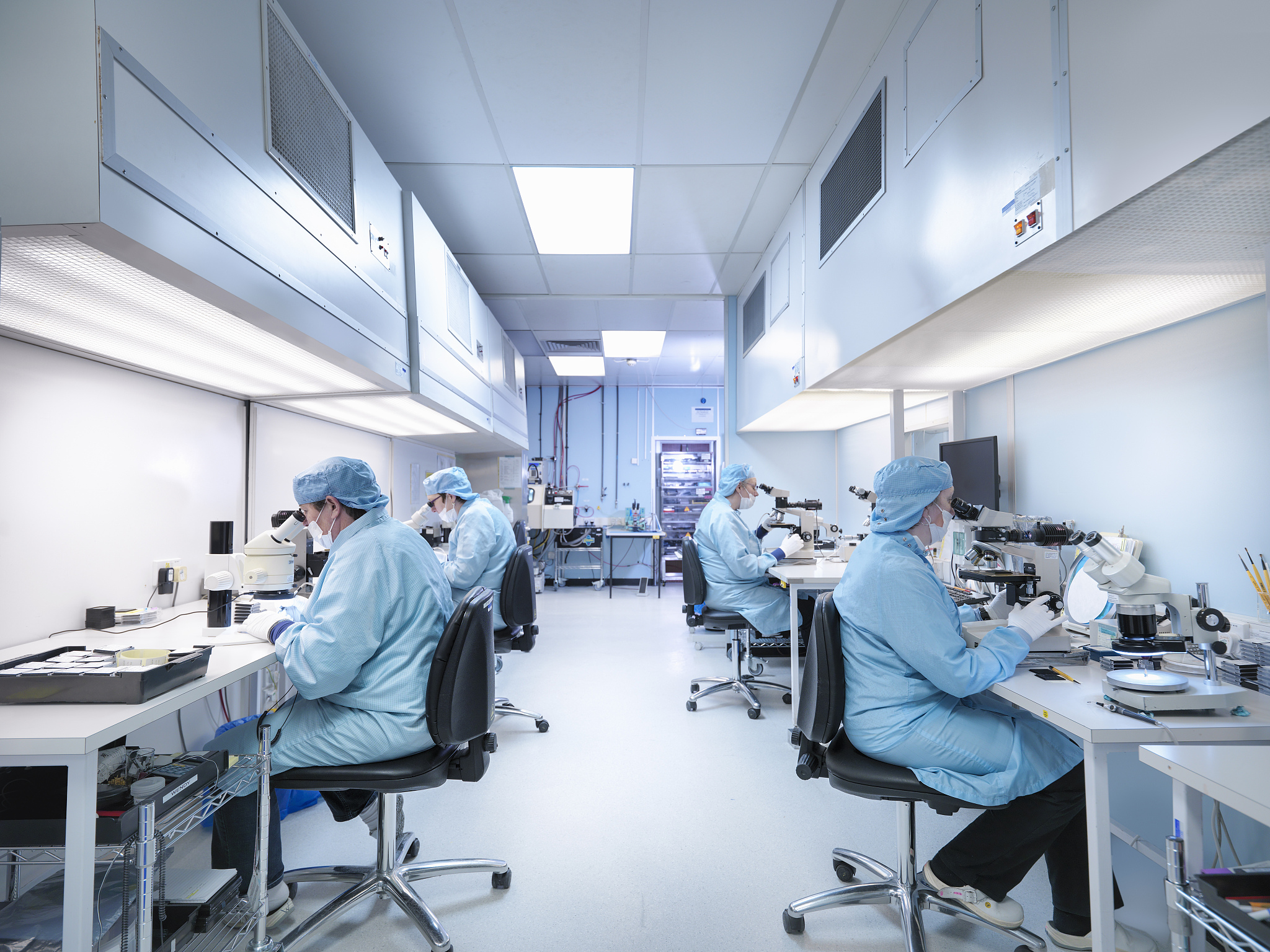 成都青山利康公司