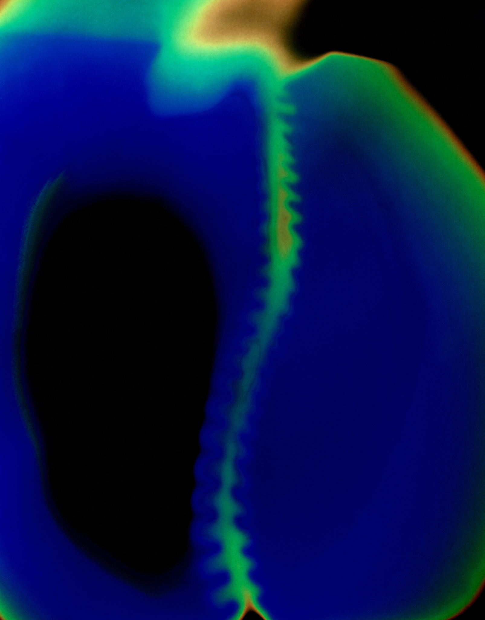 请使用高级语法及词汇润色以下句子：Figure 2 shows X-ray diffraction pattern of the composites fabricated by SPS sintered at different temperatures using Cu Cu-coated graphite and Cr2AlC as the raw materials