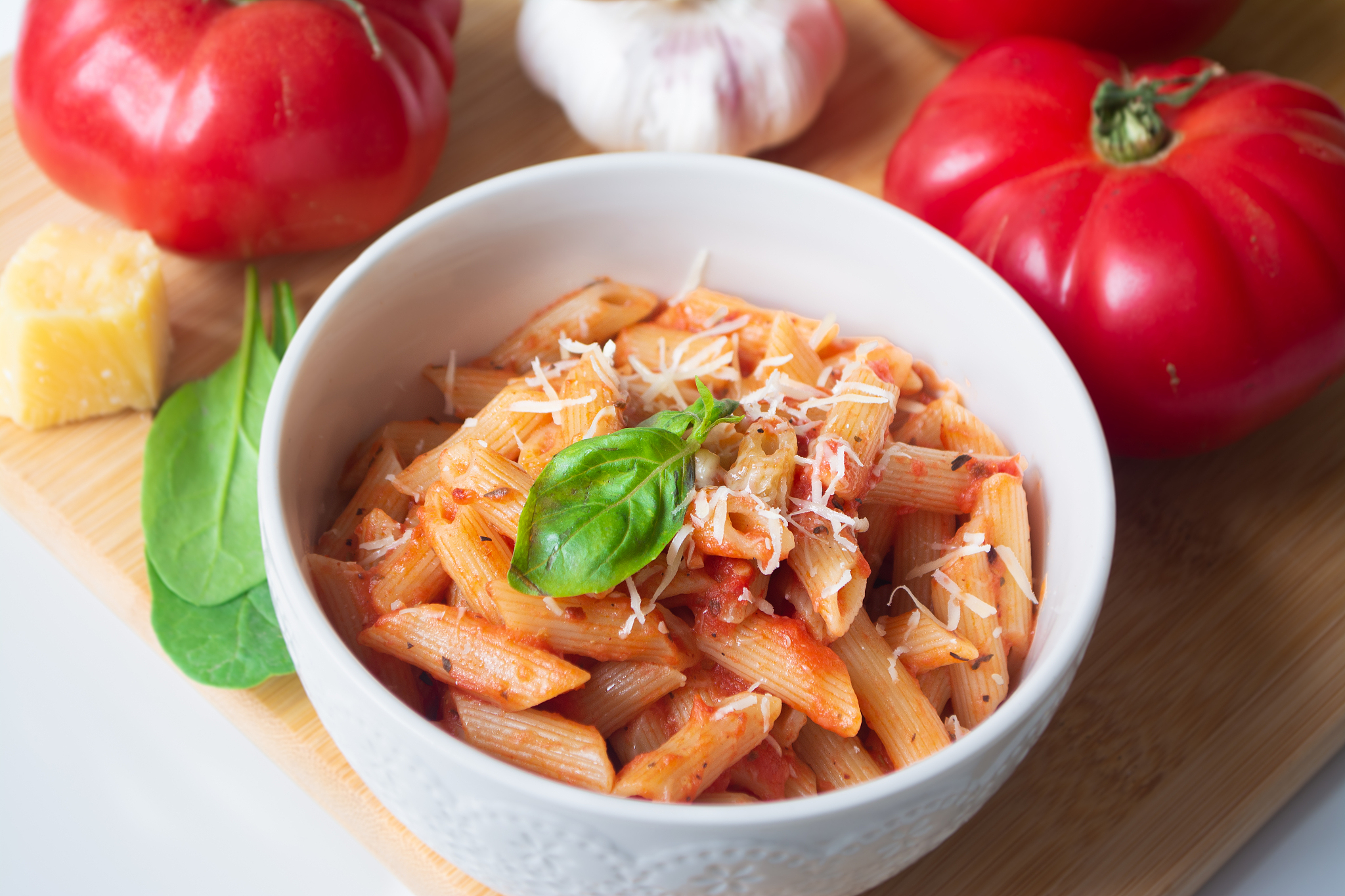 classic italian penne pasta arabiata