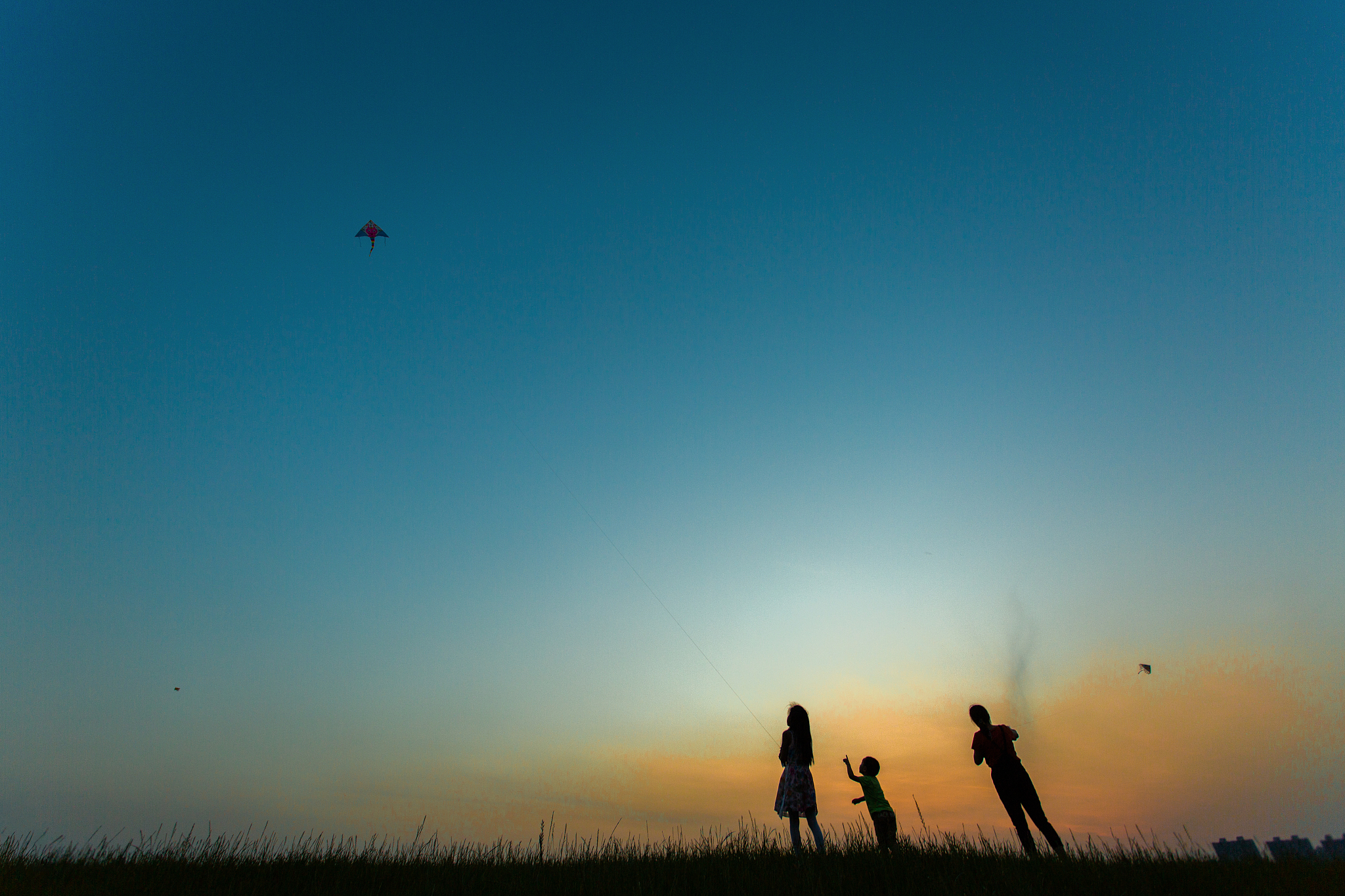 请你写出《追风筝的人》感悟