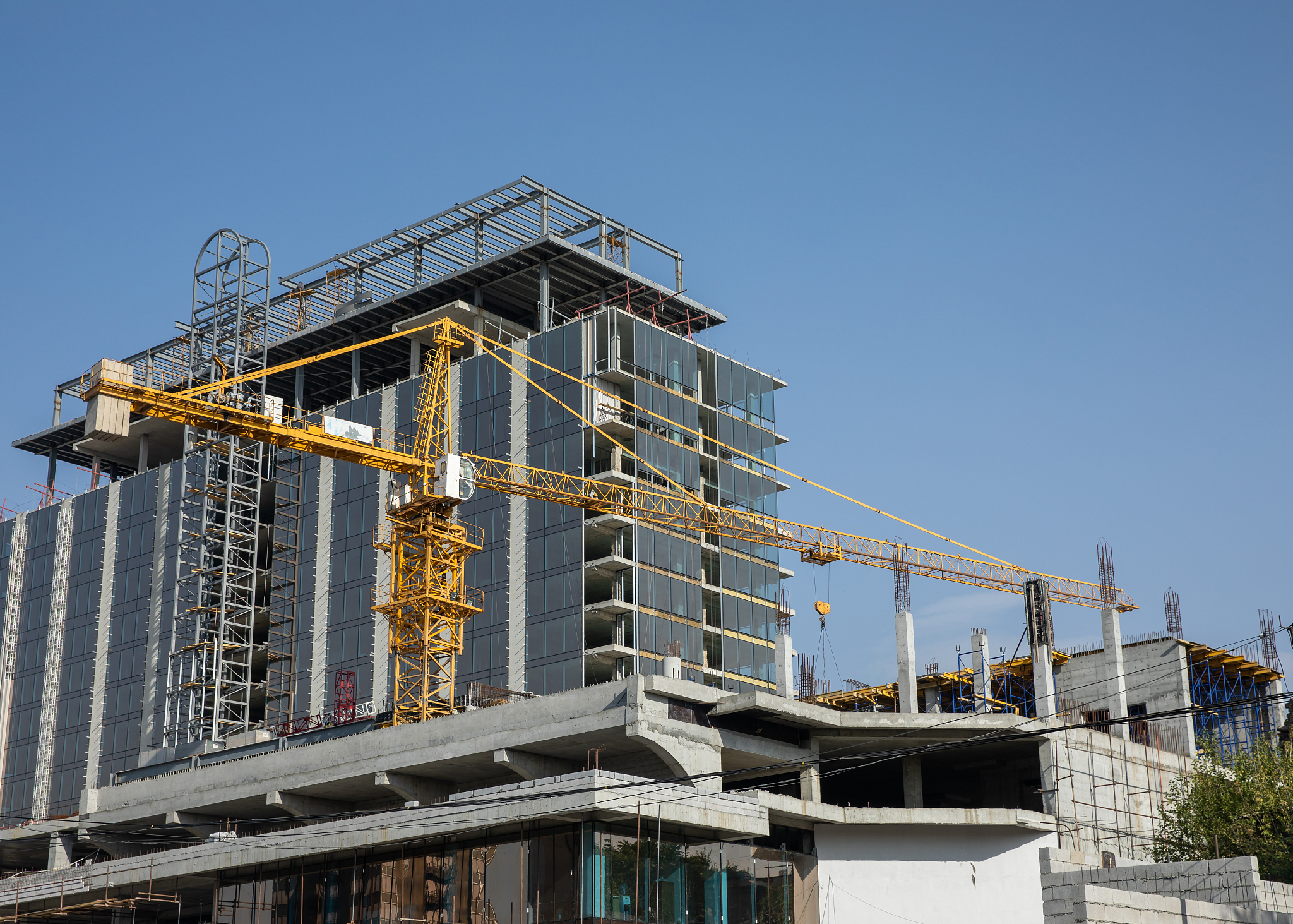 平顺县毅晨建筑工程有限公司平顺县毅晨建筑工程有限公司是一家专业从事建筑工程设计、施工和监理的企业。公司拥有一支专业的工程师和技术人员团队具备丰富的施工经验和能力在建筑、市政、水利等多个领域都有着成功的实践经验。公司注重质量和安全严格执行国家和行业标准以确保每一个工程的质量和安全性。公司秉承诚信、创新、协作、进取的企业精神以客户需求为导向不断提升服务水平为客户提供最优质、最满意的工程服务。公司主要业
