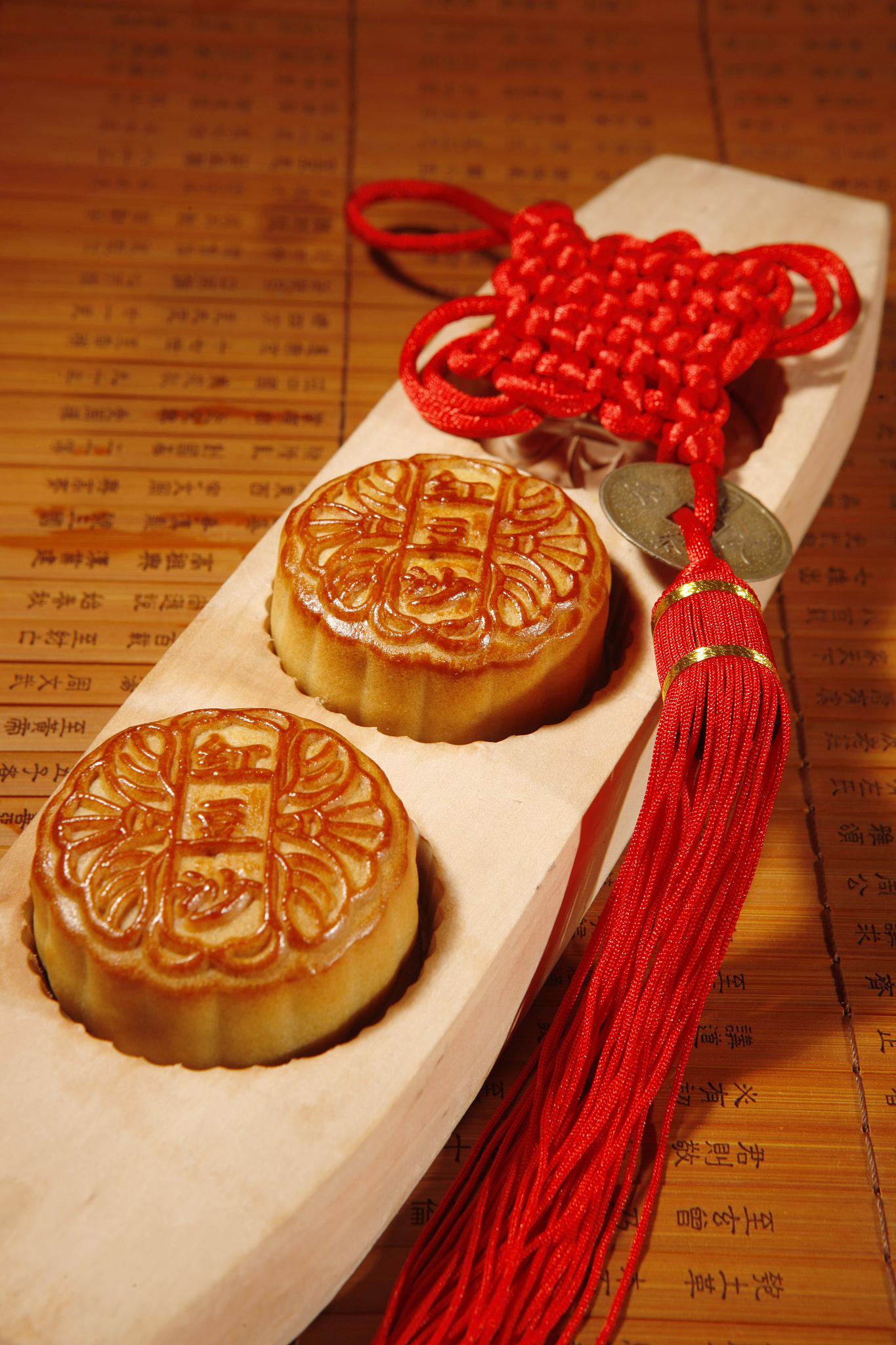 描写月饼的排比句：品味中秋佳节的甜蜜