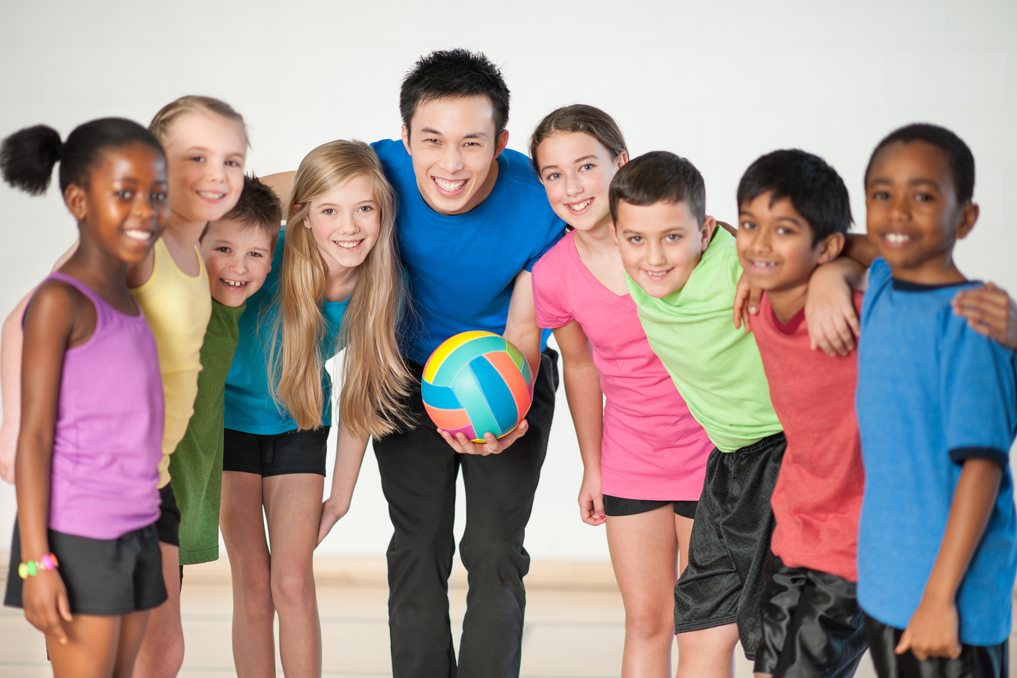 please correct my writingIn recent days due to the advance of our standard of life more children than ever areexperiencing obesity and unfitness There are people believing that it is thegovernments re