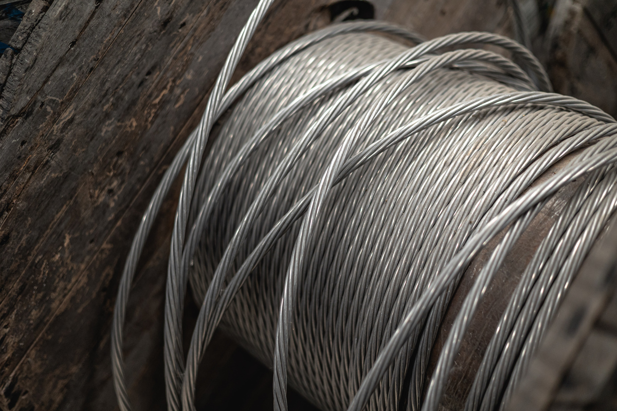 如何提取钢缆绳的特征