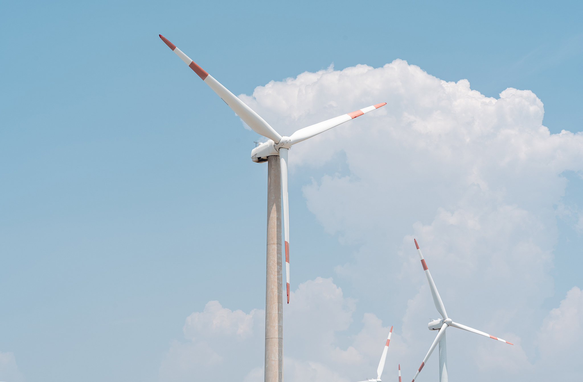 风力发电技术：原理、发展、分类、环境影响及未来趋势