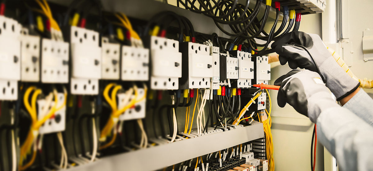 电气工程师助理实习自我总结