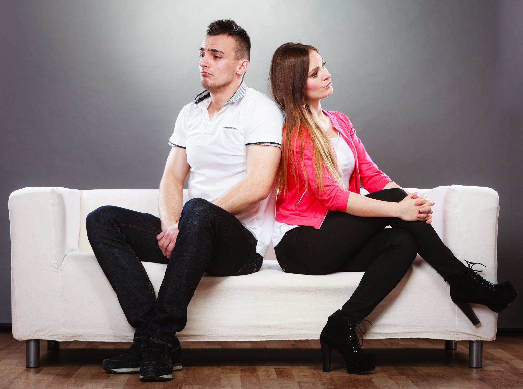 朋友情绪不稳定，频繁删帖消失？如何应对？