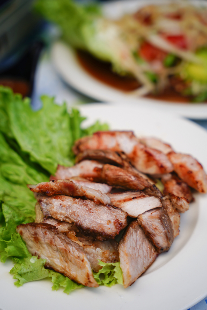 炭烤猪颈肉,烤猪肉,泰国著名美食,美味正宗当地泰餐,
