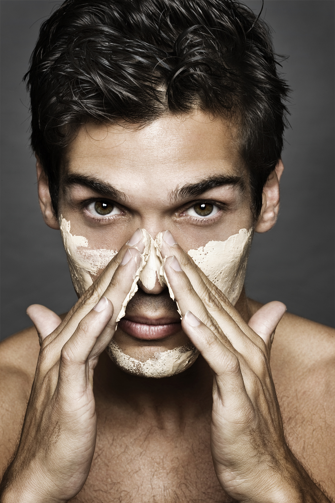 中专毕业学化妆，开启你的美丽人生！