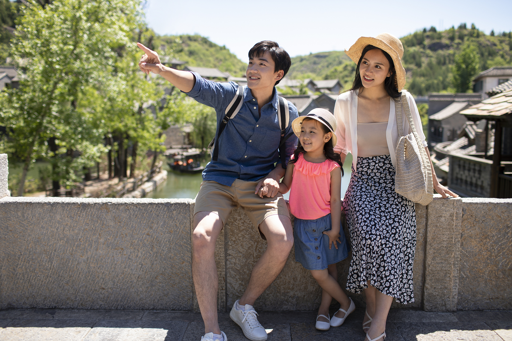 亲子旅行顾问：带娃出游，妈妈必备的宝藏指南