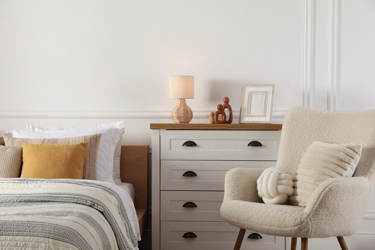 请针对9月策划5条小红书家居账号选题