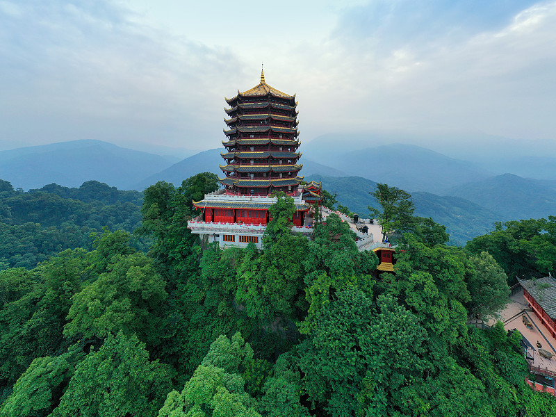 乐山大佛、峨眉山、青城山、都江堰 4 日游行程安排及酒店推荐 乐山大佛、峨眉山、青城山、都江堰 4 日游行程安排及酒店推荐