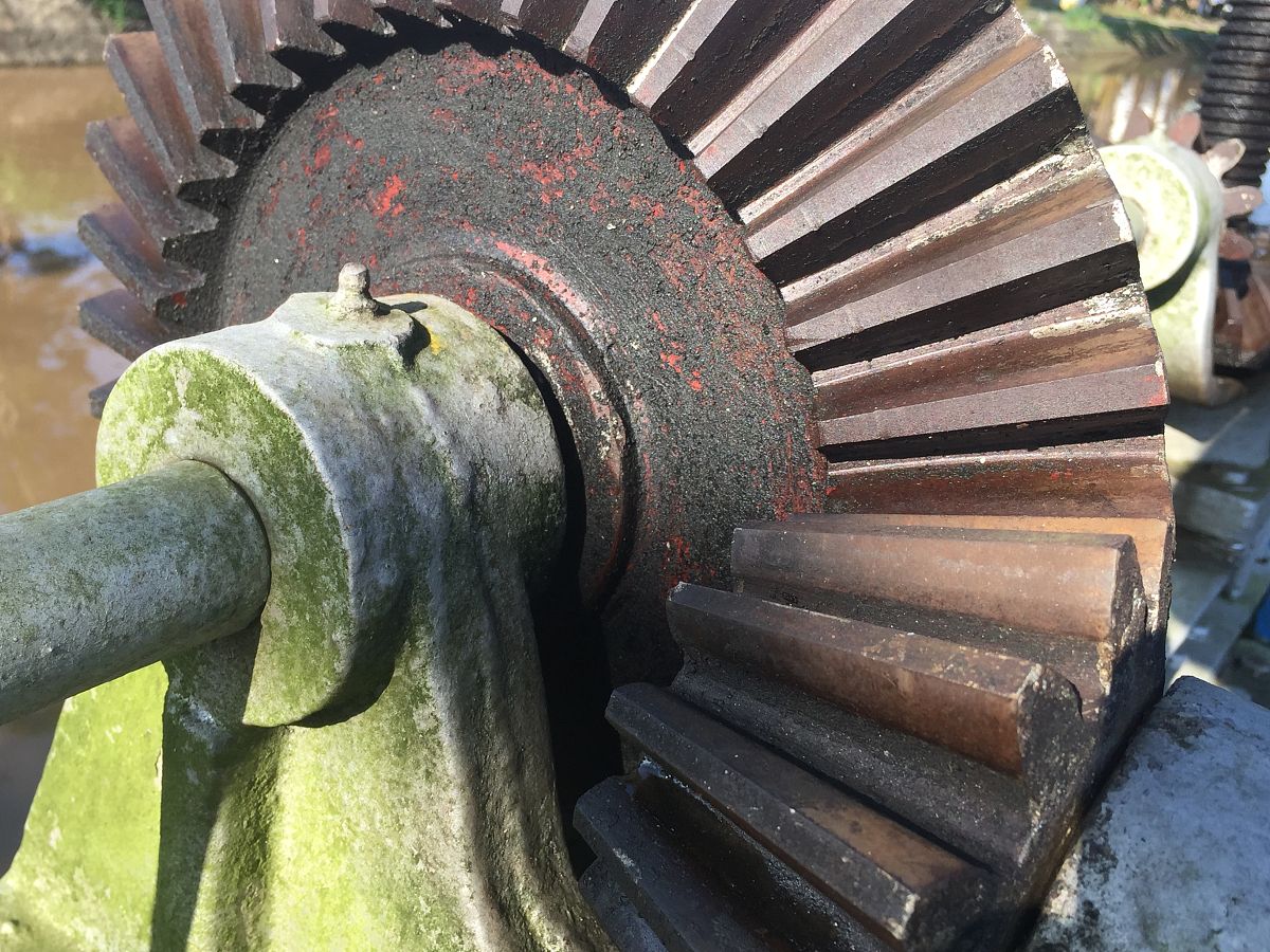 齿轮选材、加工工艺及热处理工艺分析