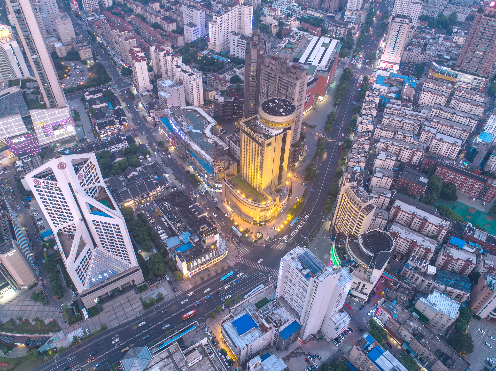 无锡有哪些媒体公司 无锡有哪些媒体平台可以帮助老百姓 要求：创建一篇1500至2000字的解决方案