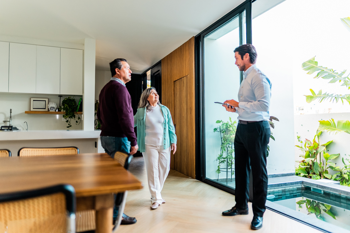 The Advantages of City Living: Swift Access to Emergency Medical Care
