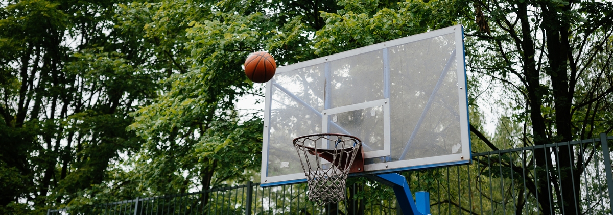 篮球运动所需材料及设备全解析