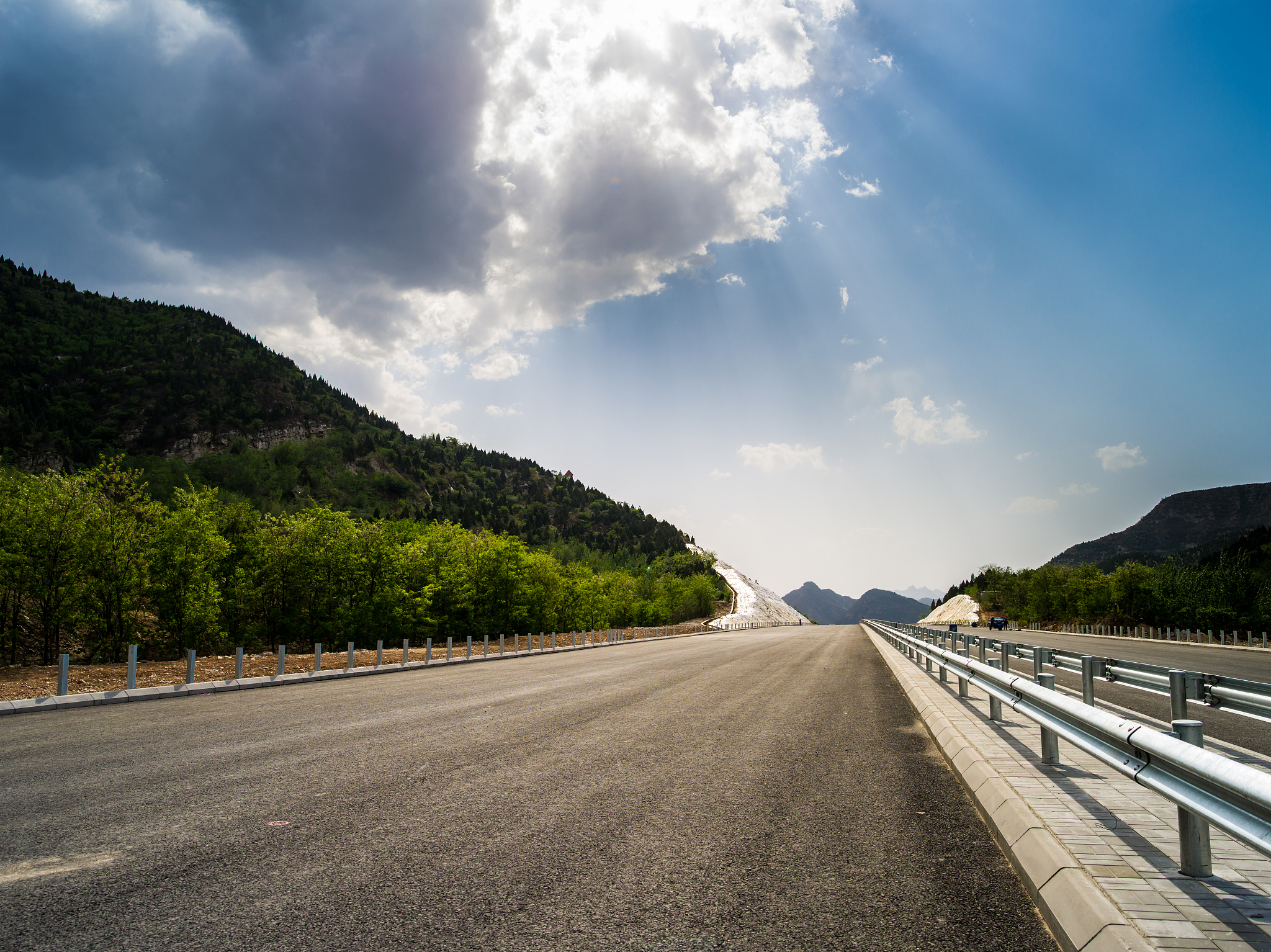 贵州交通技师学院贵州交通职业技术学院公路施工与养护专业到底行不行设有哪些课程怎么样