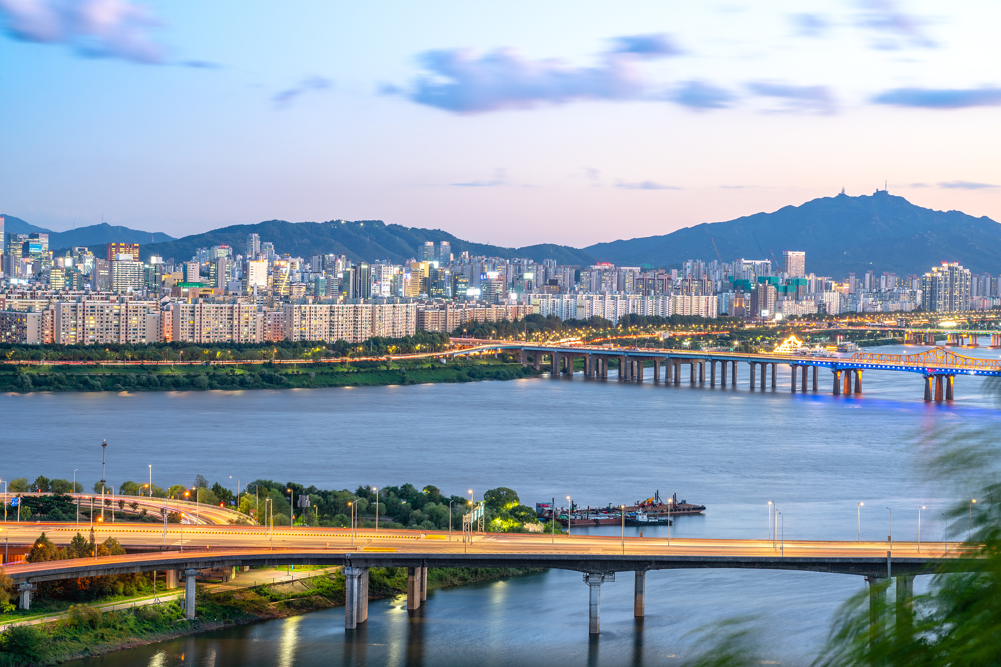 han river