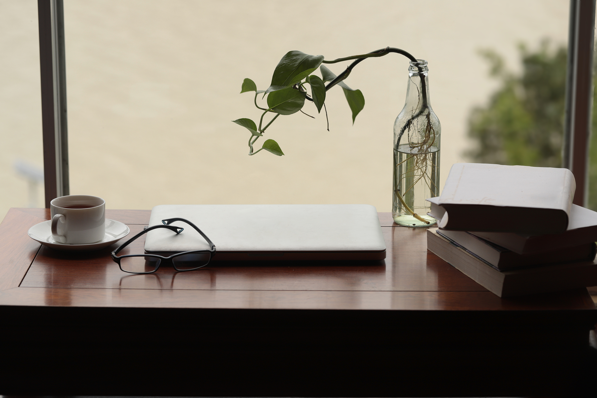 发生在写字楼里和香味有关的故事