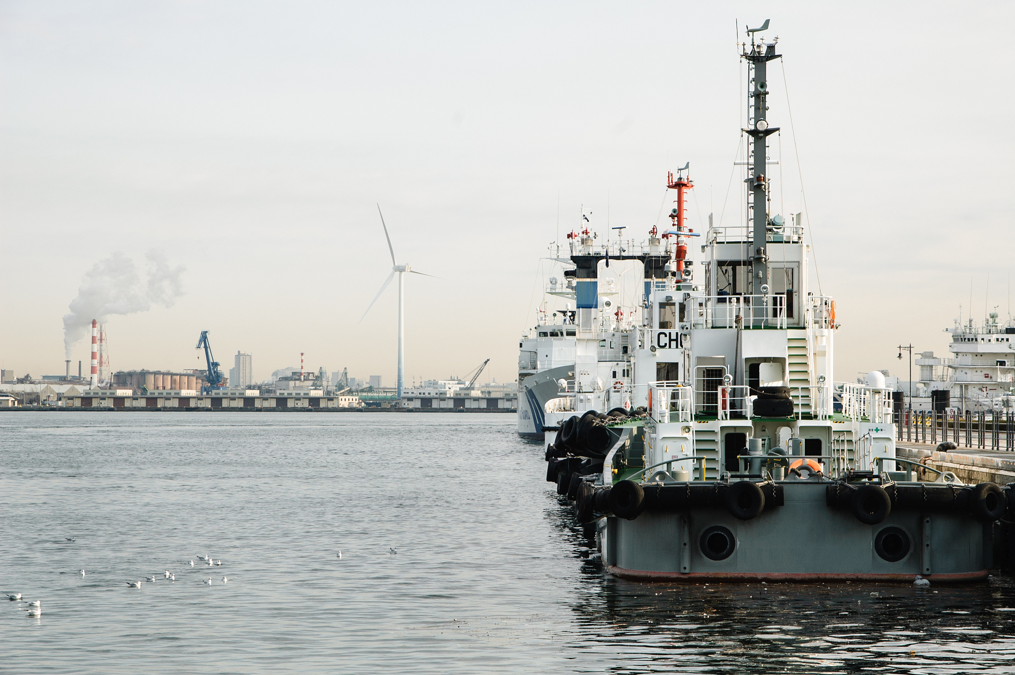 the ship moored in the port of yokohama