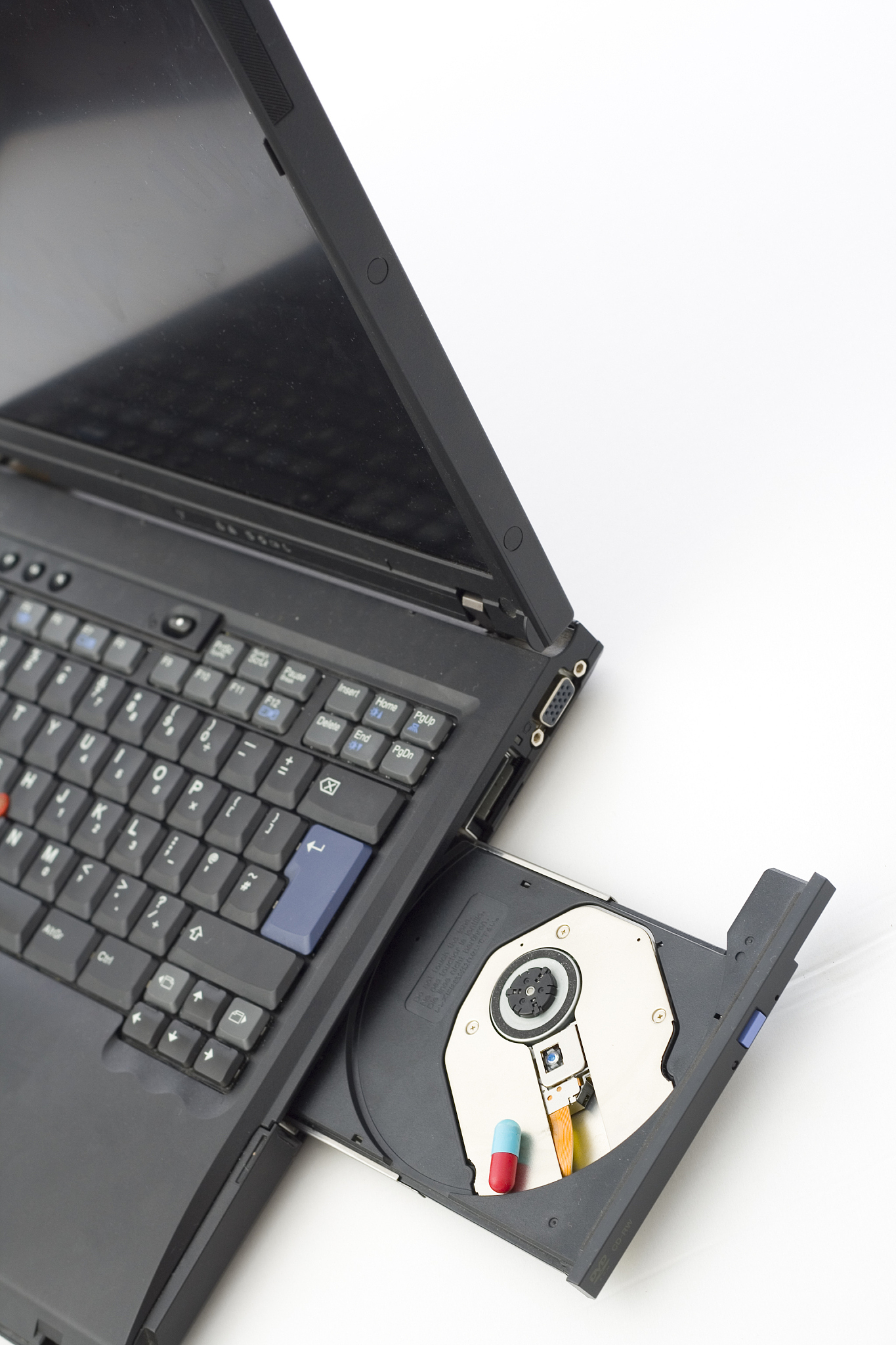 你知道acer A715-75G-59WGN19C5这个型号的笔记本电脑吗它的c口和hdmi口分别是什么协议