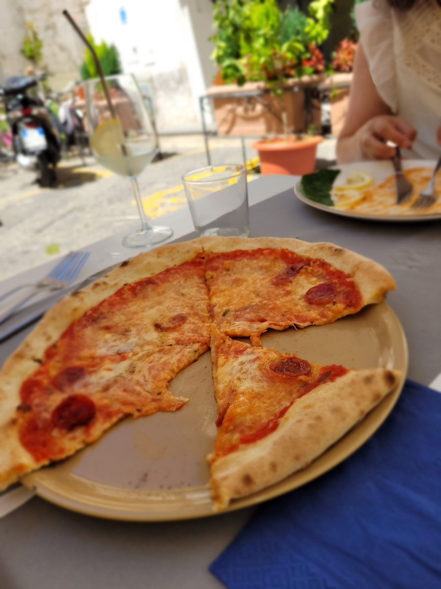 现在中国可以申请的有价值的西式快餐新型实用结构专利可以是哪些结构