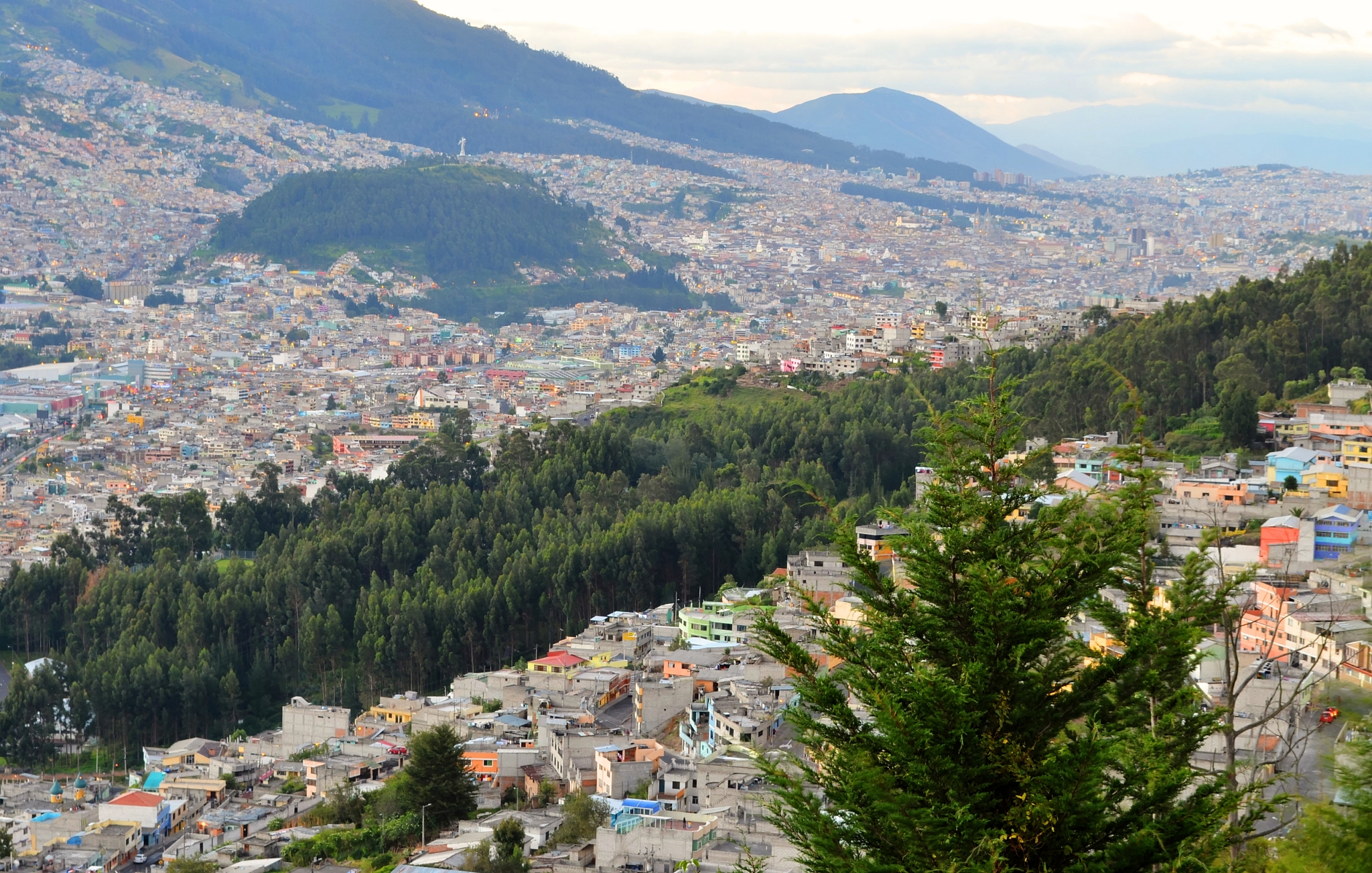 quito el panecillo