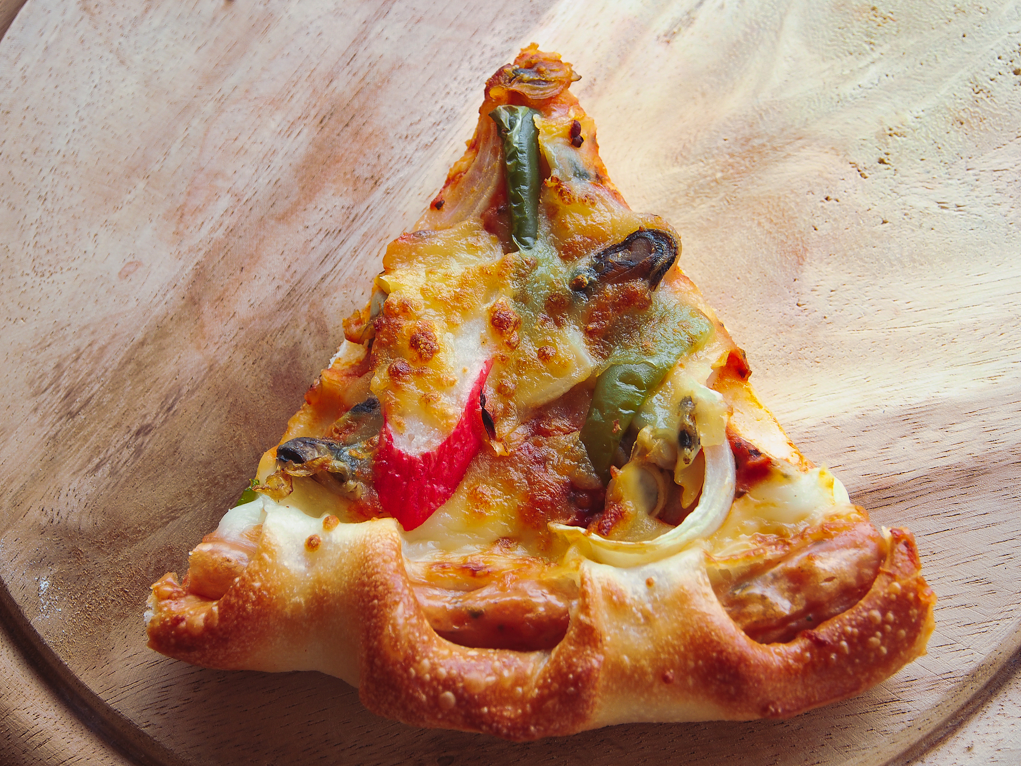 the last slice of pizza
