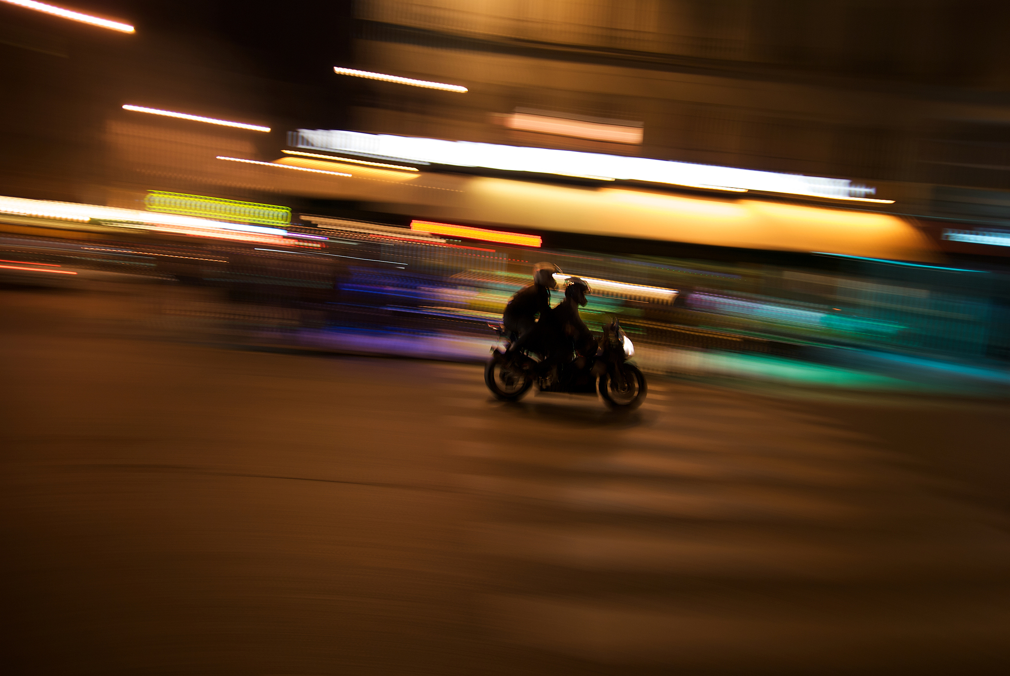 CBR400 安装后视镜：提升夜间骑行安全