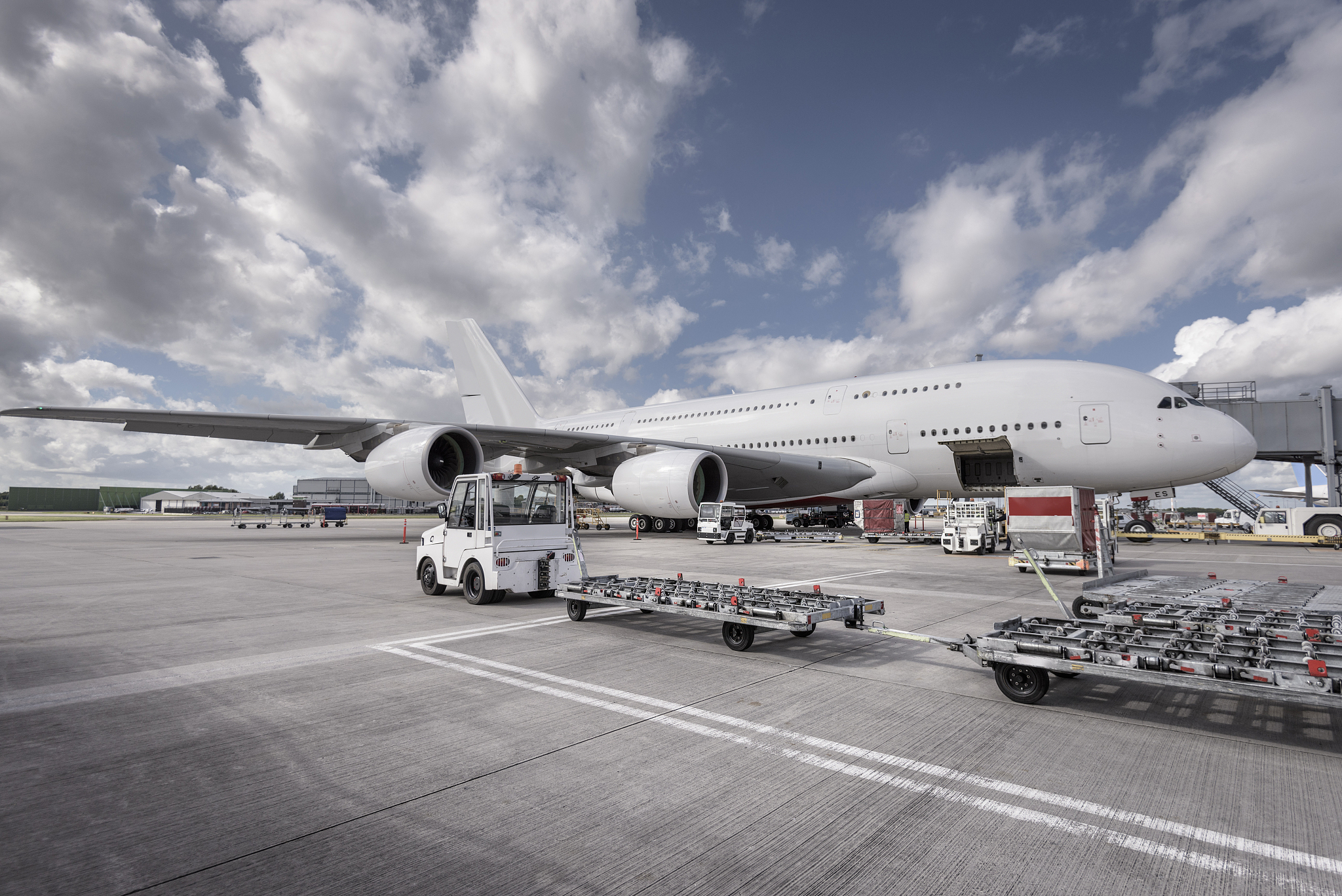 航空服务专业薪资待遇好吗？