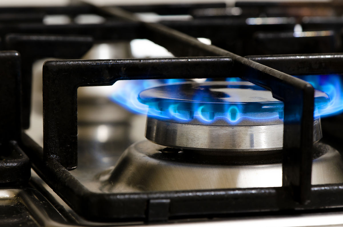 老板煤气灶打不着火什么原因，