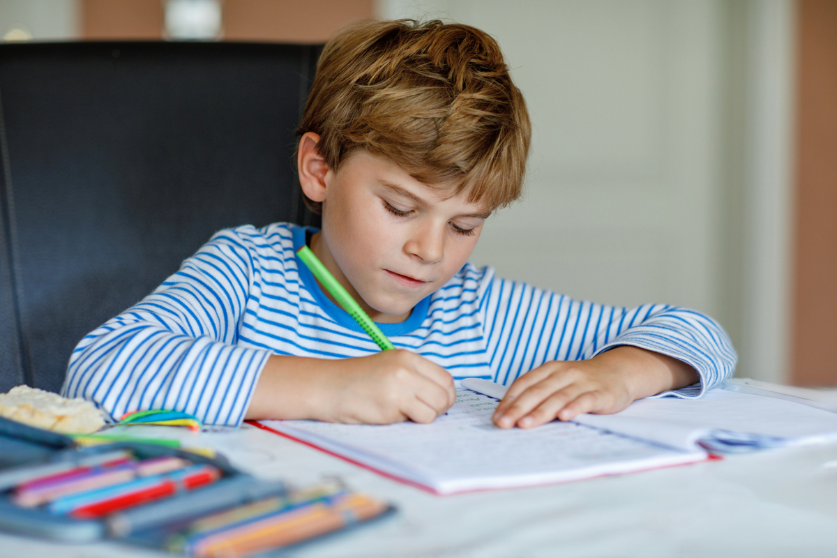 培养孩子自我检查作业习惯的六个技巧