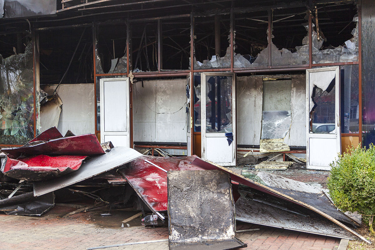 银川烧烤店爆炸事故：燃气泄漏致特大事故