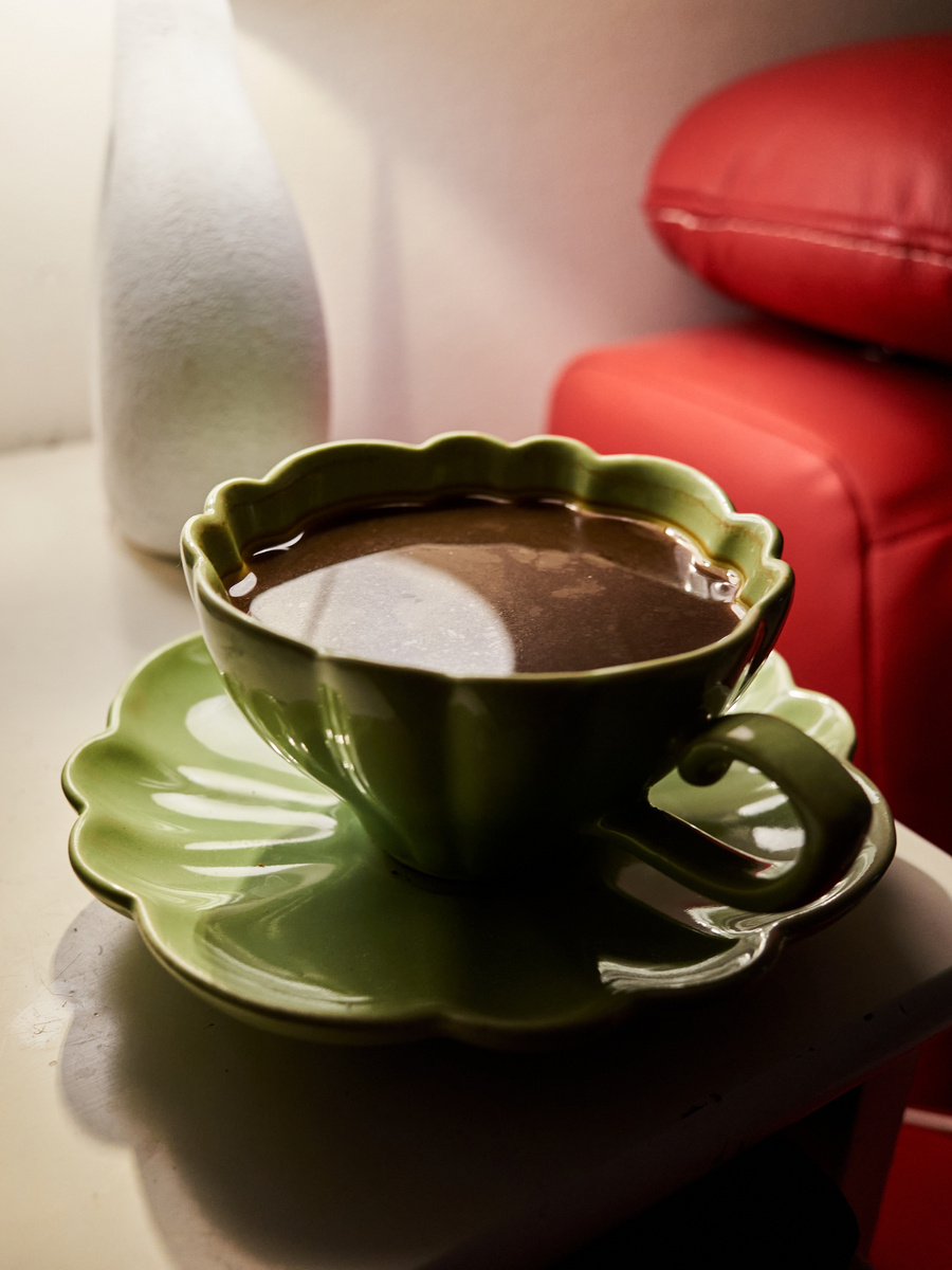 巧克力拿铁咖啡的做法_自制巧克力拿铁咖啡