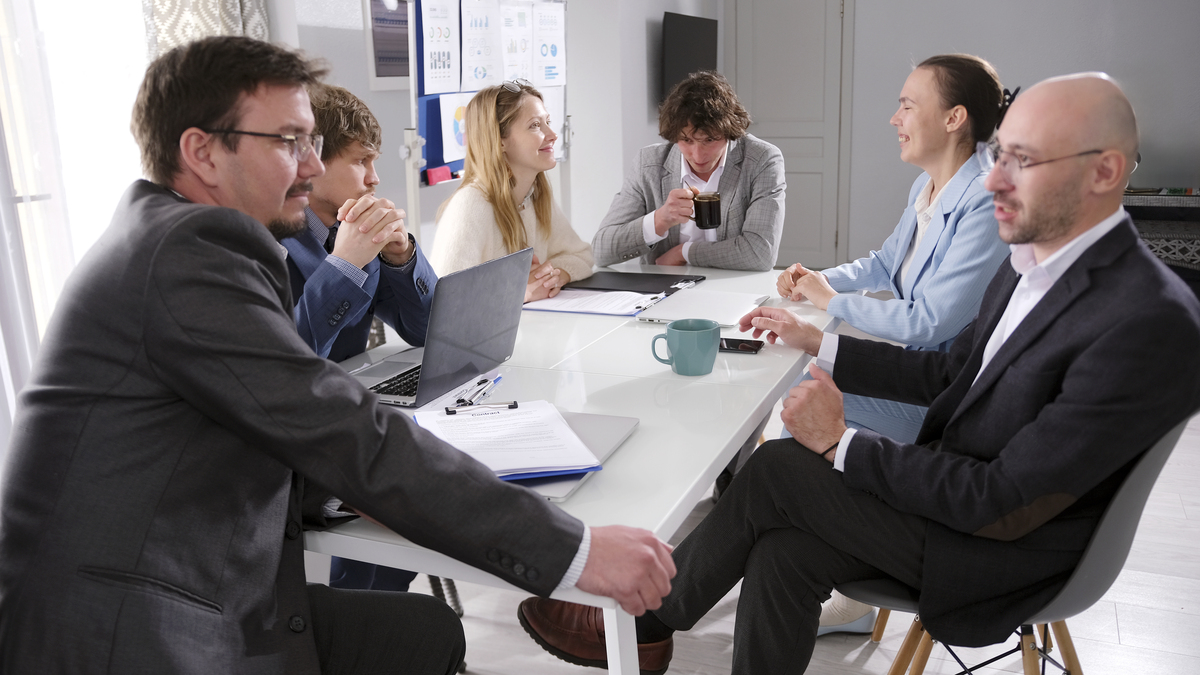 职场冲突解决指南：化解矛盾，提升效率