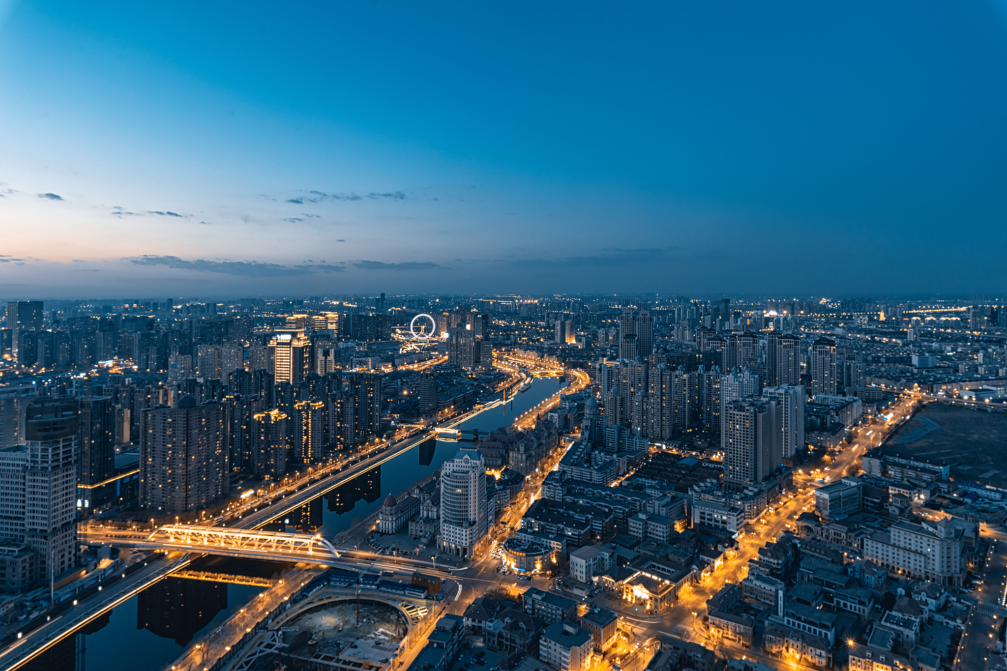 天津摩天轮夜景