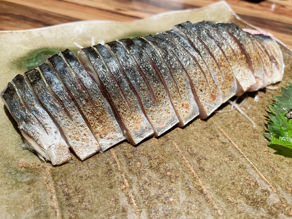 长江子鱼做法大全：300字详解烧、炒、红烧、甜酸、酸菜五种做法