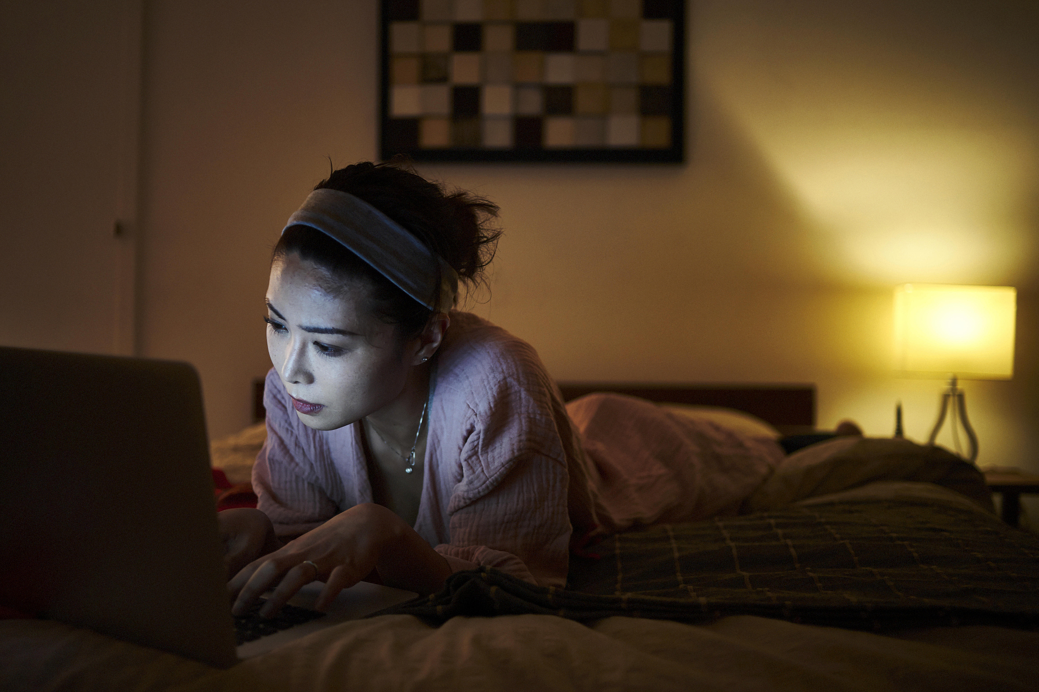 女生解释晚回消息原因