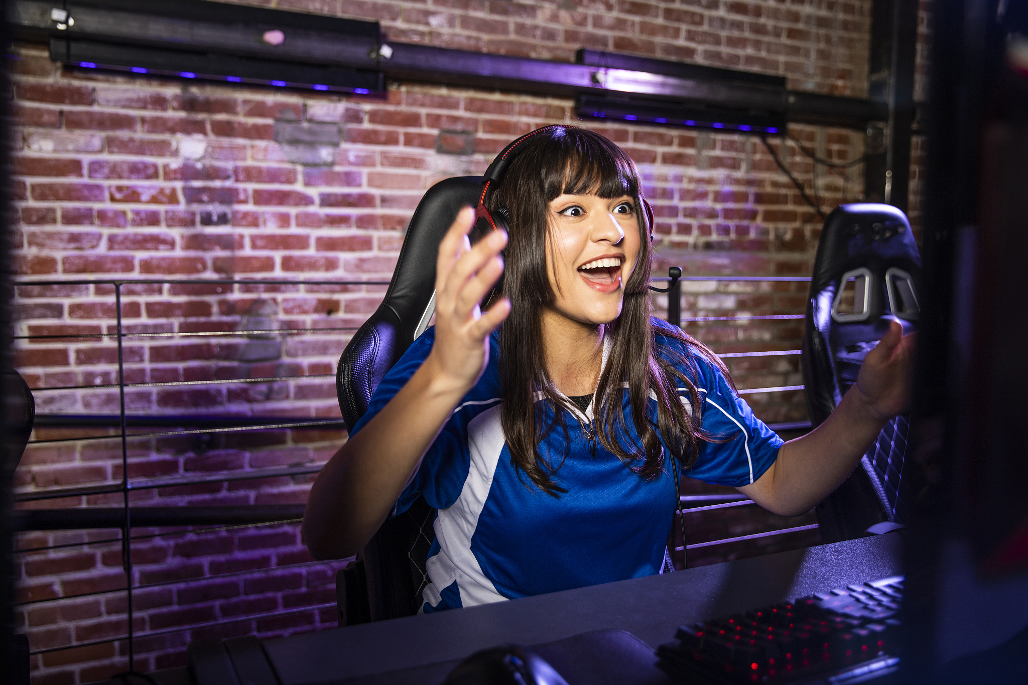 初中毕业的男生适合学什么专业？