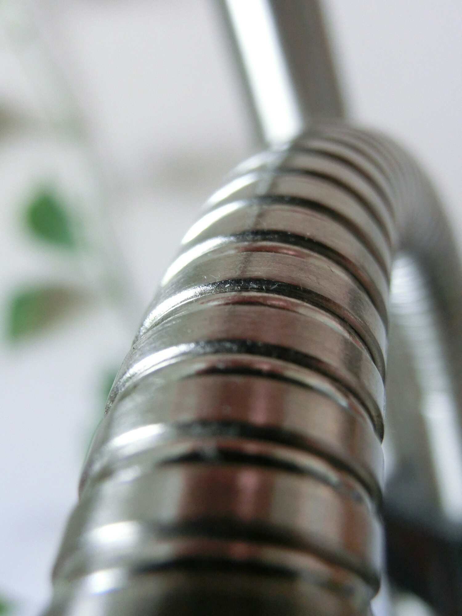 铝合金丝电塑性处理技术：提高强度和塑性的有效方法