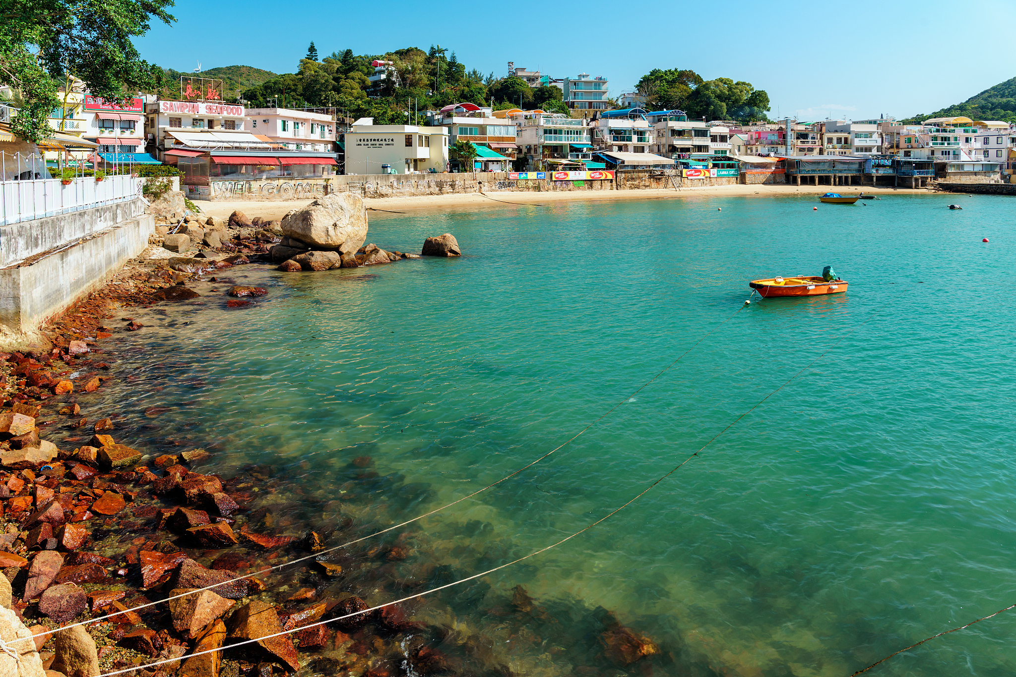 yung shue wan village on lamma island, hong kong