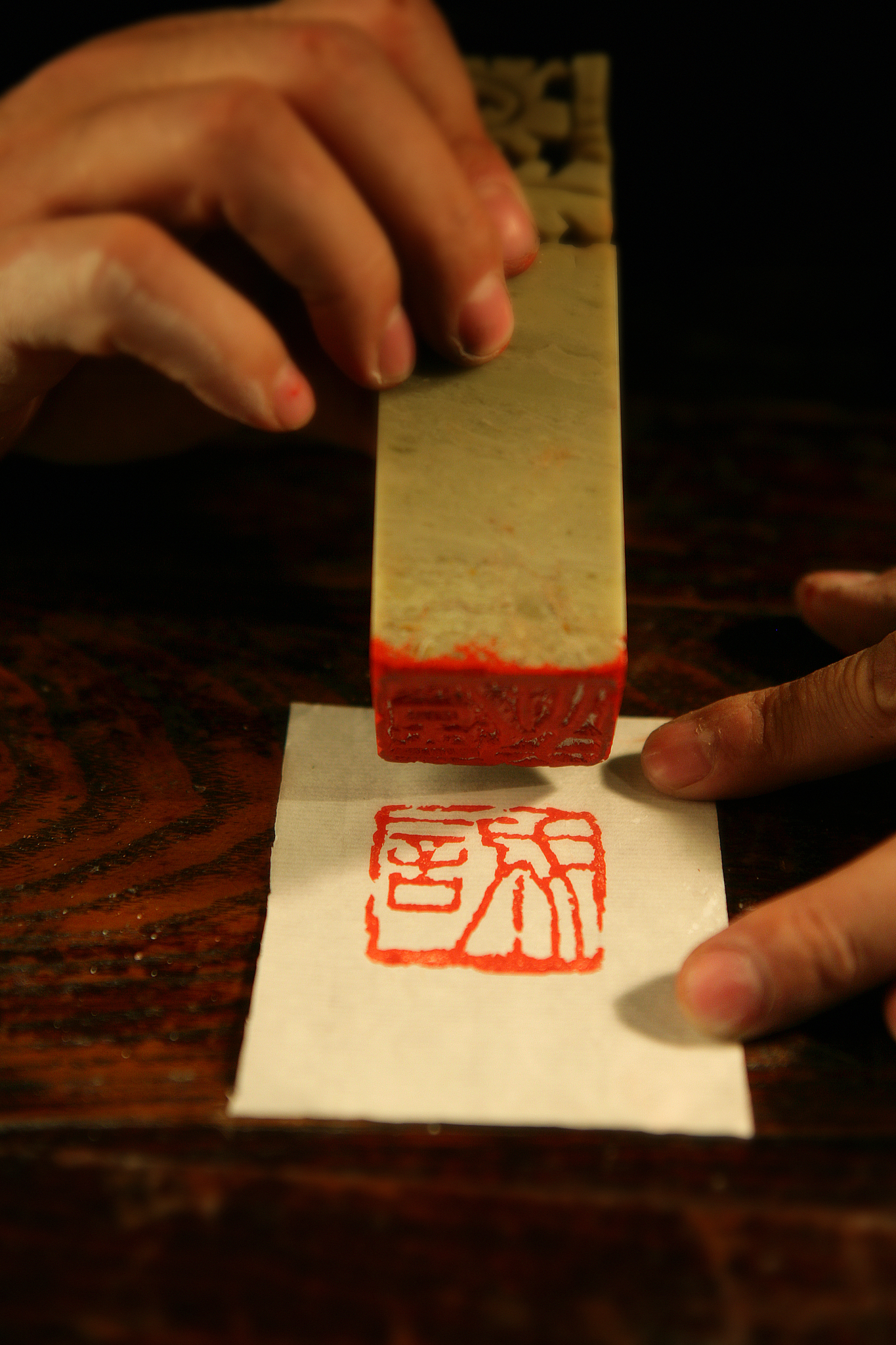 佛像篆刻艺术对现世的影响