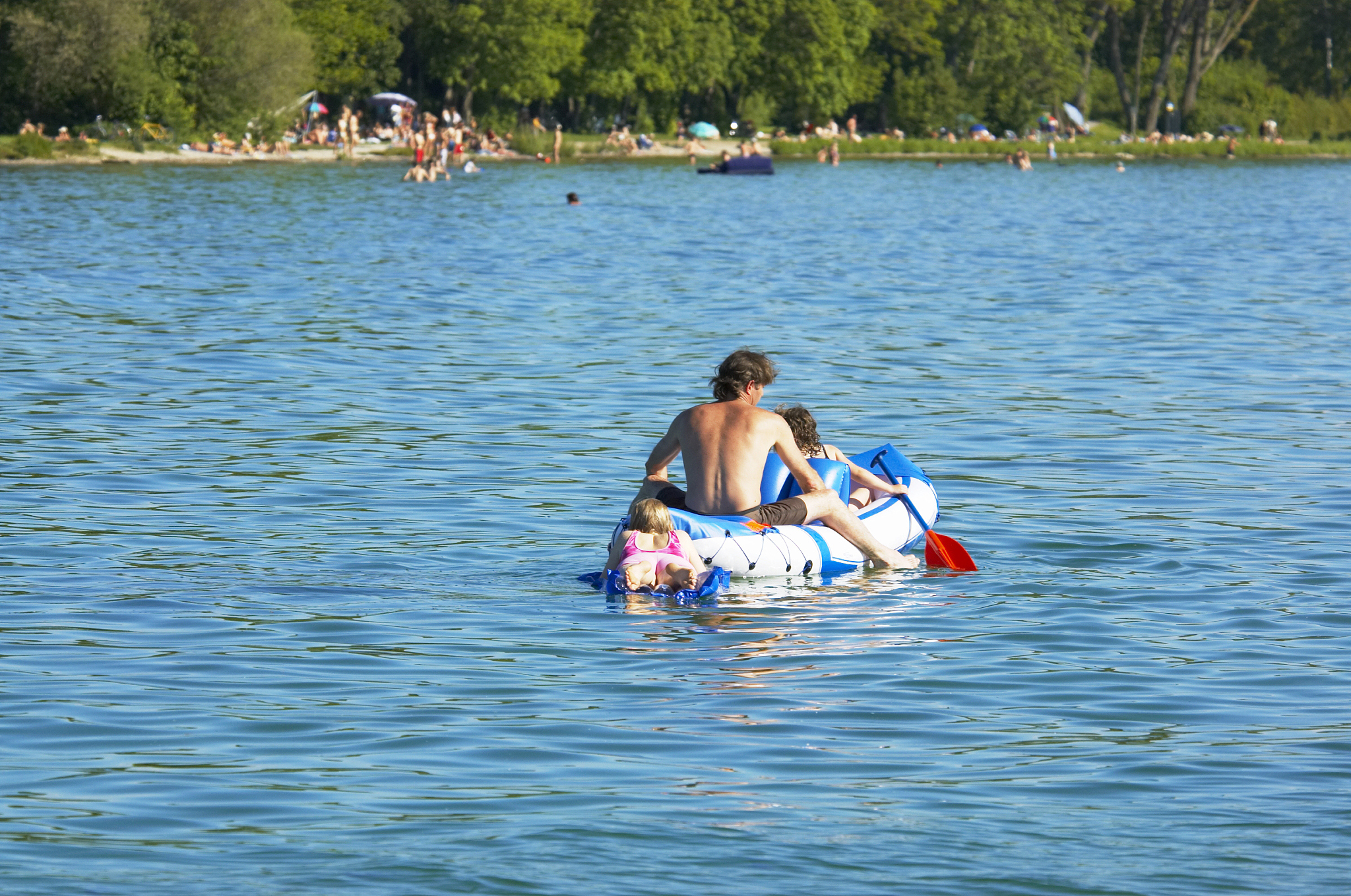 用parent、tour、sun moon lake 写一篇12句的中国3年级小学生看懂的英语短文