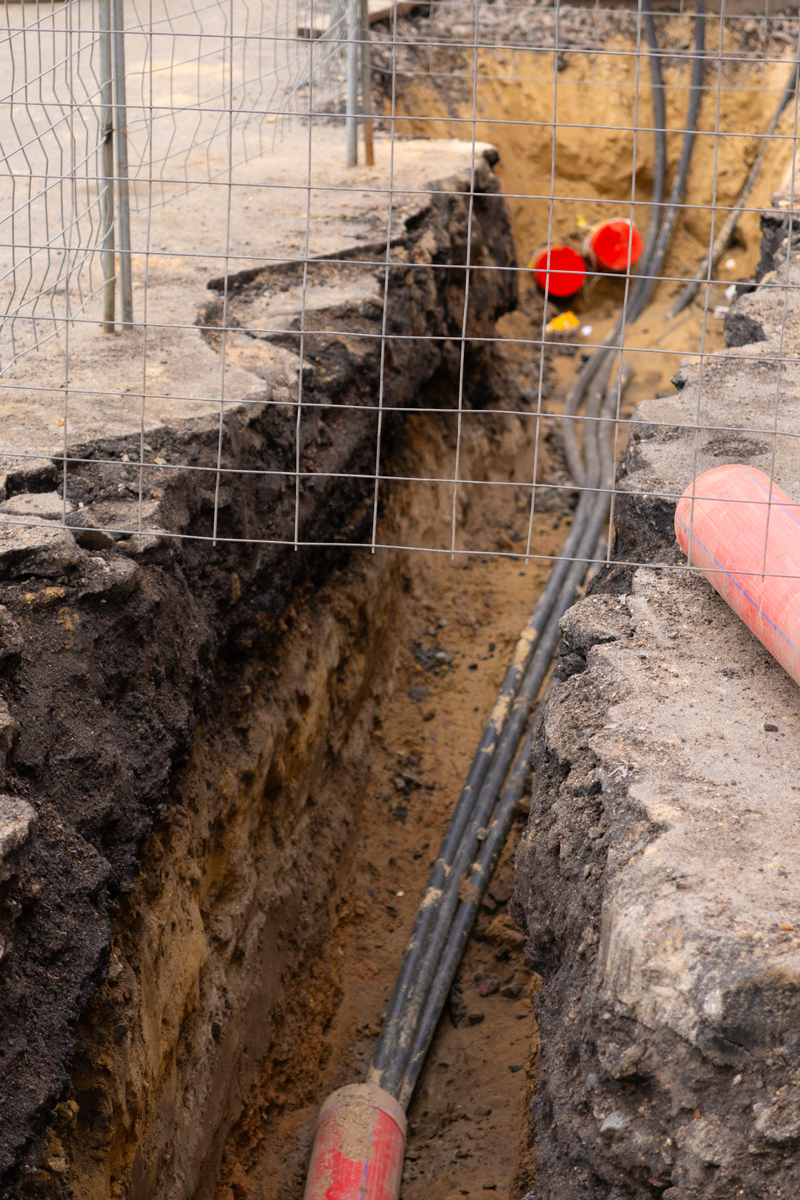 直埋敷设供热管道土方回填方法与注意事项