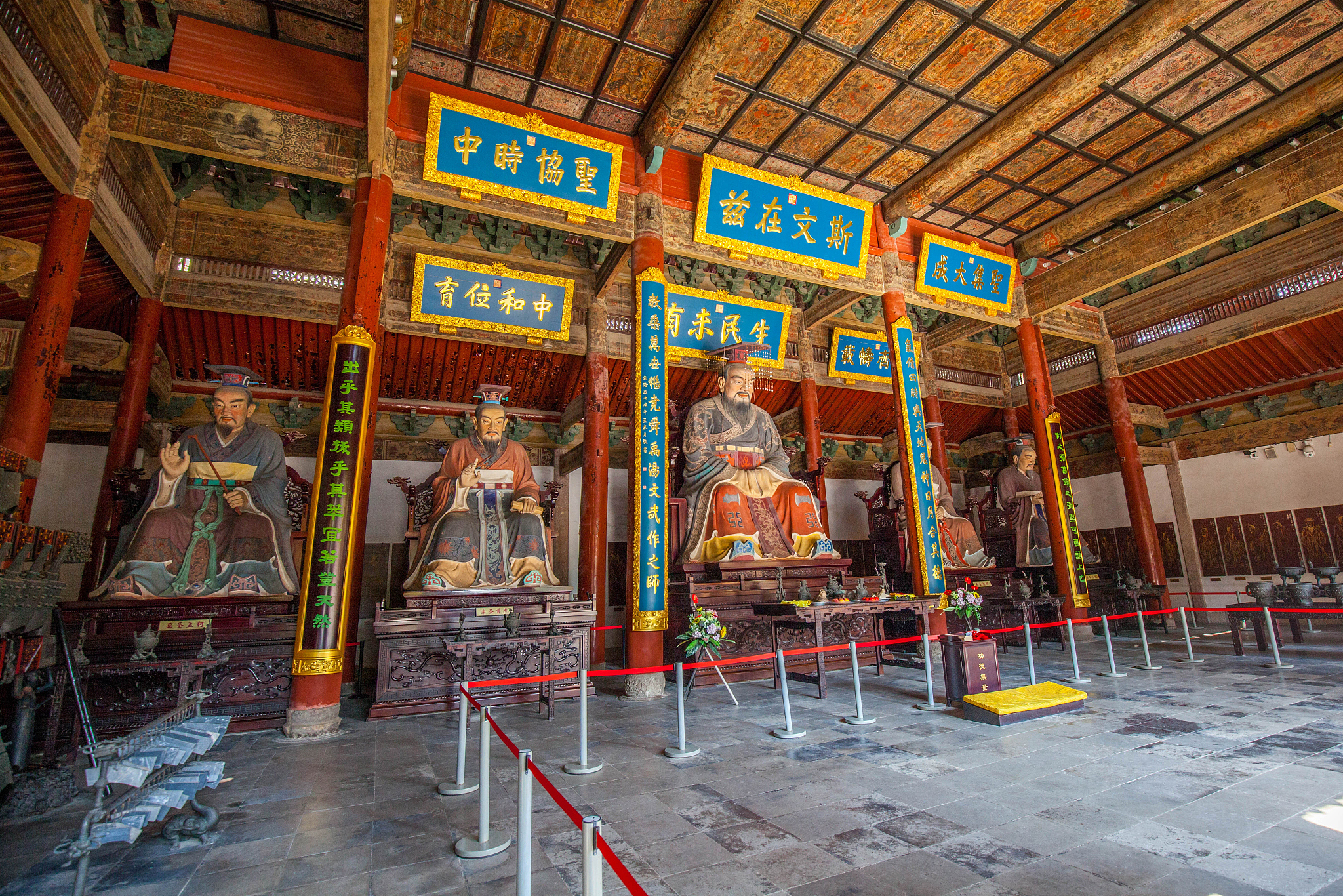 你对武当山五龙宫的历史了解多少呢请详细的描述一下写一篇宣传文案